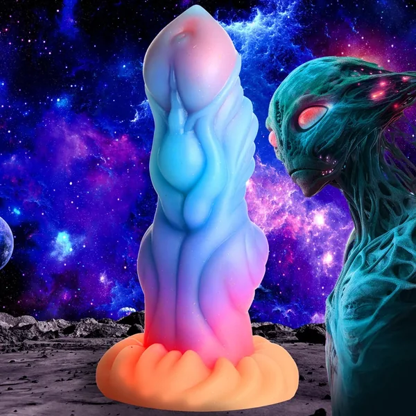 Alien Breeder Glow-In-The-Dark Dildo