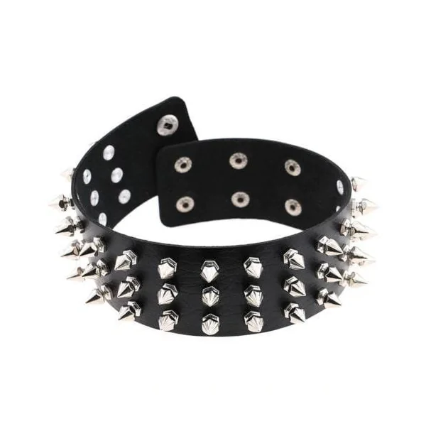 Badass Gothic-Themed Spiked Collar