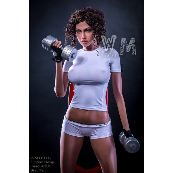 Halle: Ready To Ship