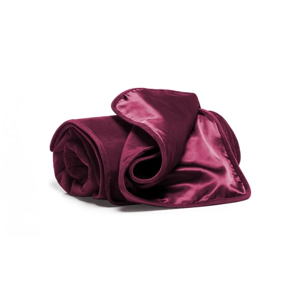 Liberator Fascinator Throw - Velvish Merlot