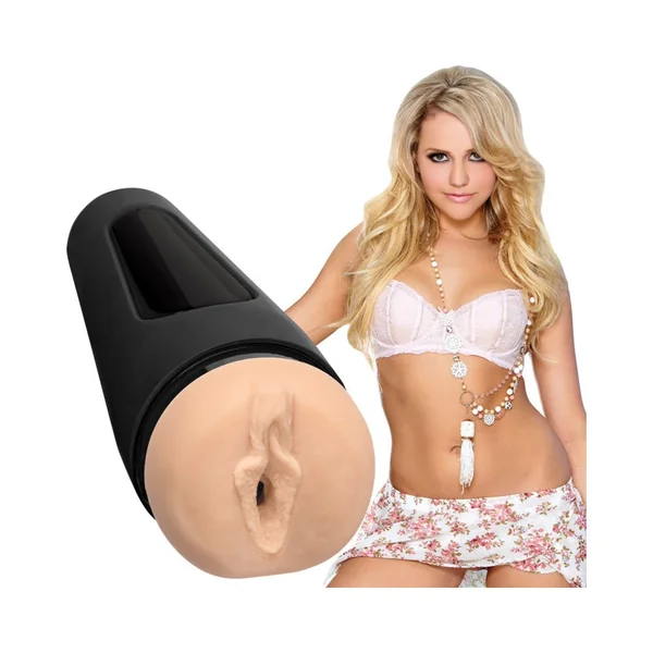 Porn Star Masturbators: Main Squeeze Mia Malkova Pussy Stroker