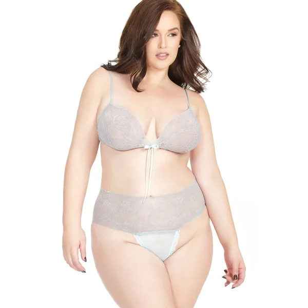 Scalloped High Waisted Lace Set | Plus Size