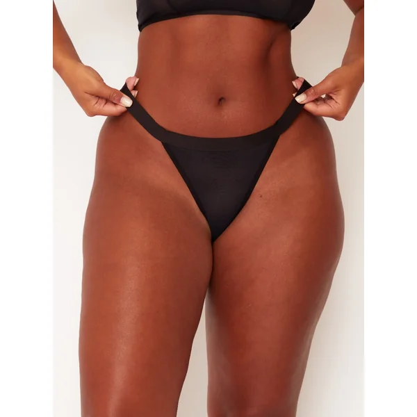 Sunnie Thong : Jet Black